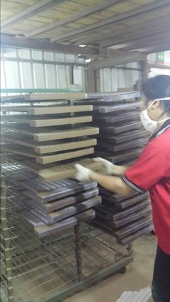 代理【拼板膠專(zhuān)注制膠17年】讓您家具不開(kāi)膠更有保證,名品拼板-首商網(wǎng)